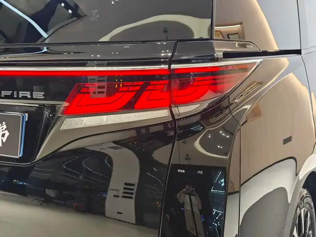 Toyota Vellfire 2024 из CN, фото 9