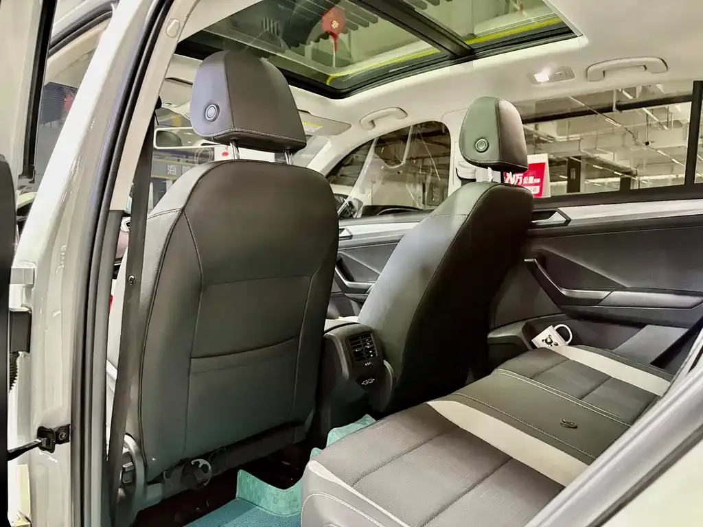 Volkswagen T-Roc 2022 из CN, фото 6