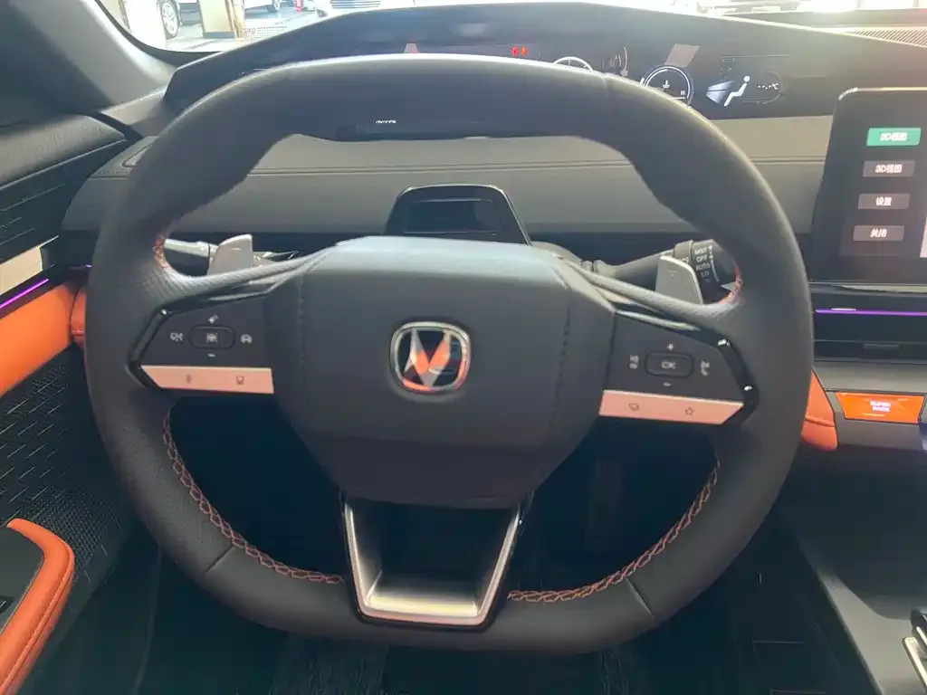 Changan UNI-V 2025 из CN, фото 2