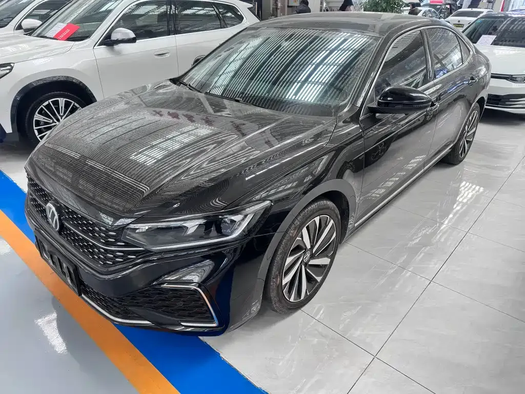 Volkswagen Passat 2022 из CN, фото 1