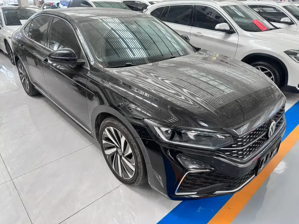 Volkswagen Passat 2022 из CN, фото 5