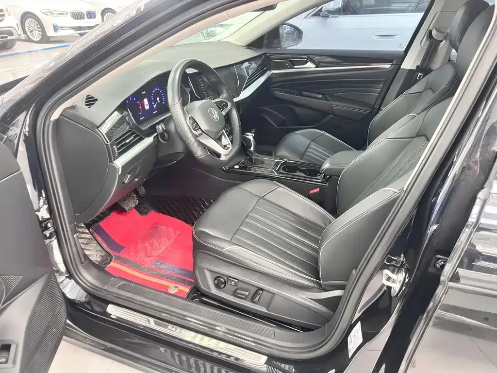 Volkswagen Passat 2022 из CN, фото 3