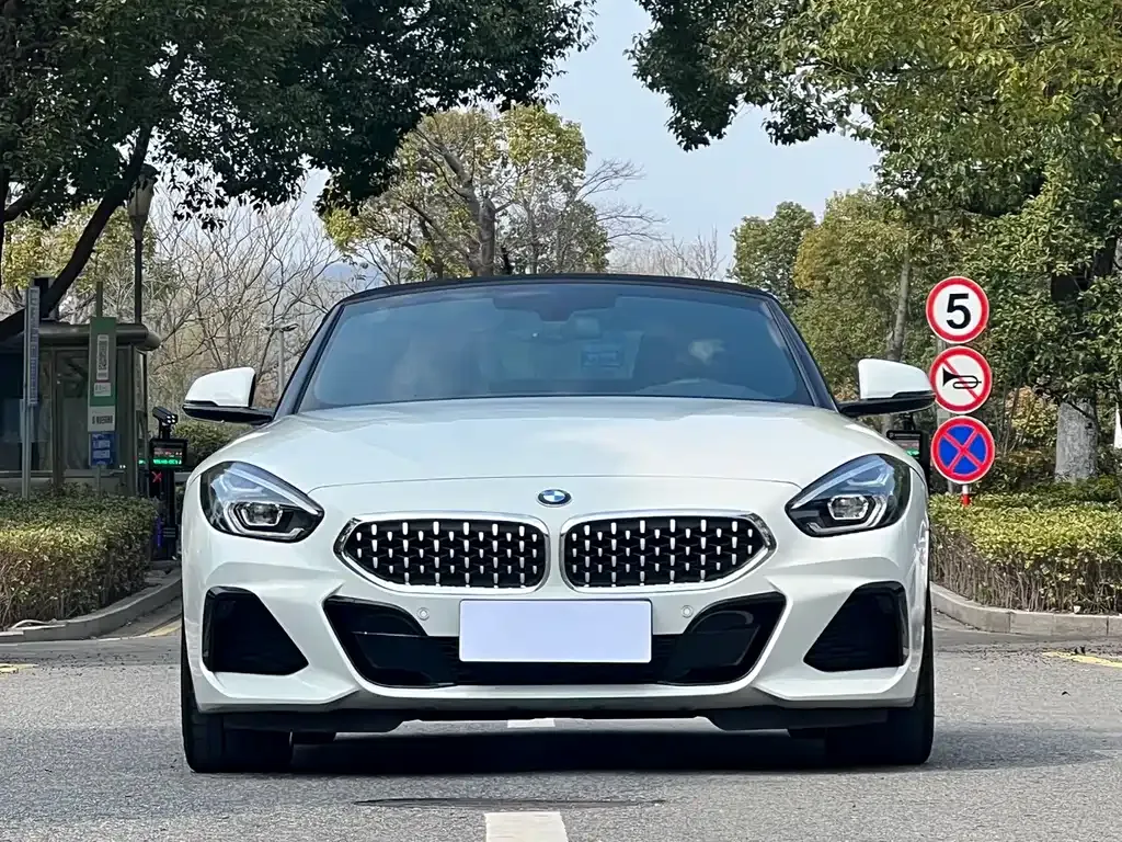 BMW Z4 2023 из CN, фото 9