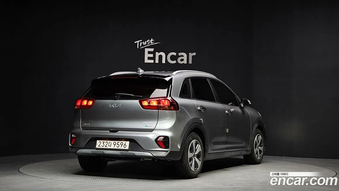 Kia Niro — фото 2