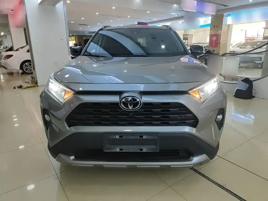 Toyota RAV4 2022 из CN, фото 8