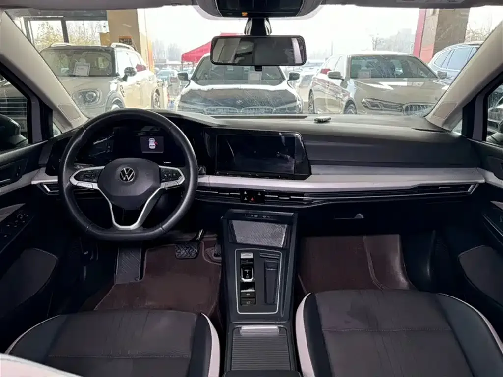 Volkswagen Golf 2022 из CN, фото 8