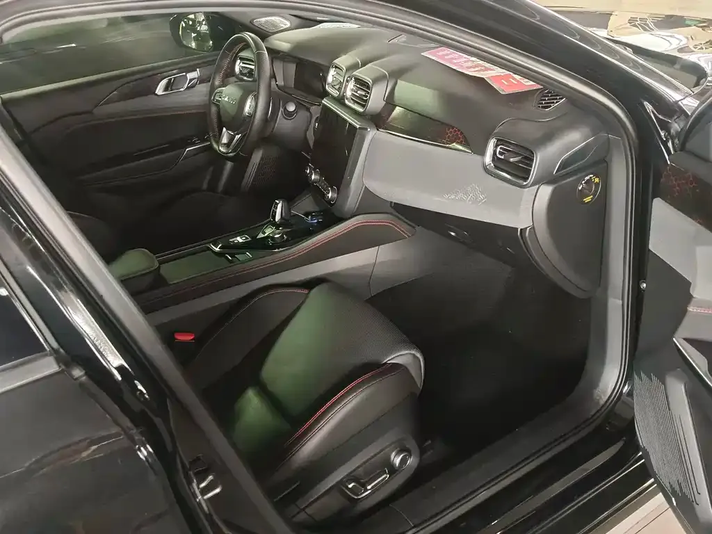 Lynk & Co 03 2023 из CN, фото 4