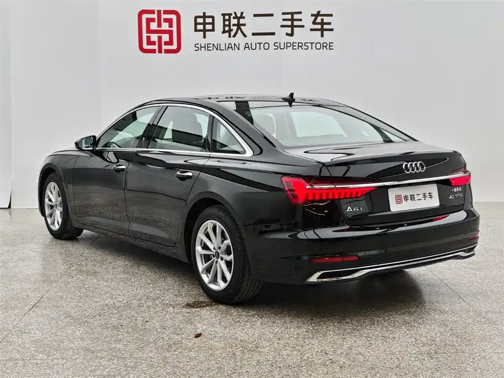 Audi A6L 2023 из CN, фото 9