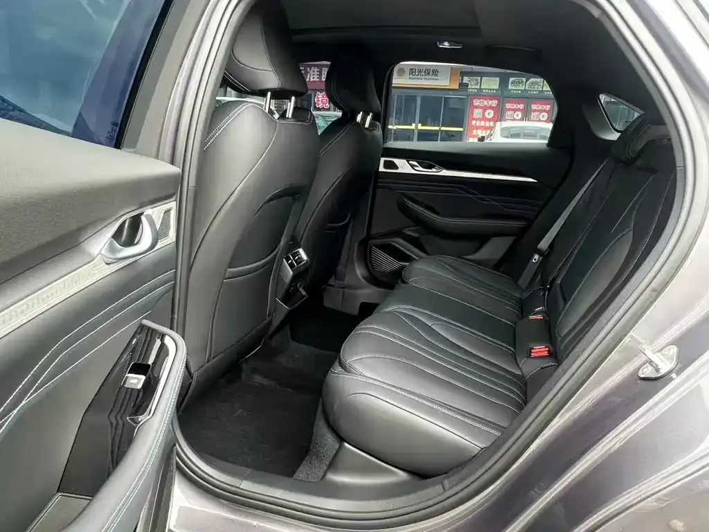 Geely Xingrui 2025 из CN, фото 3