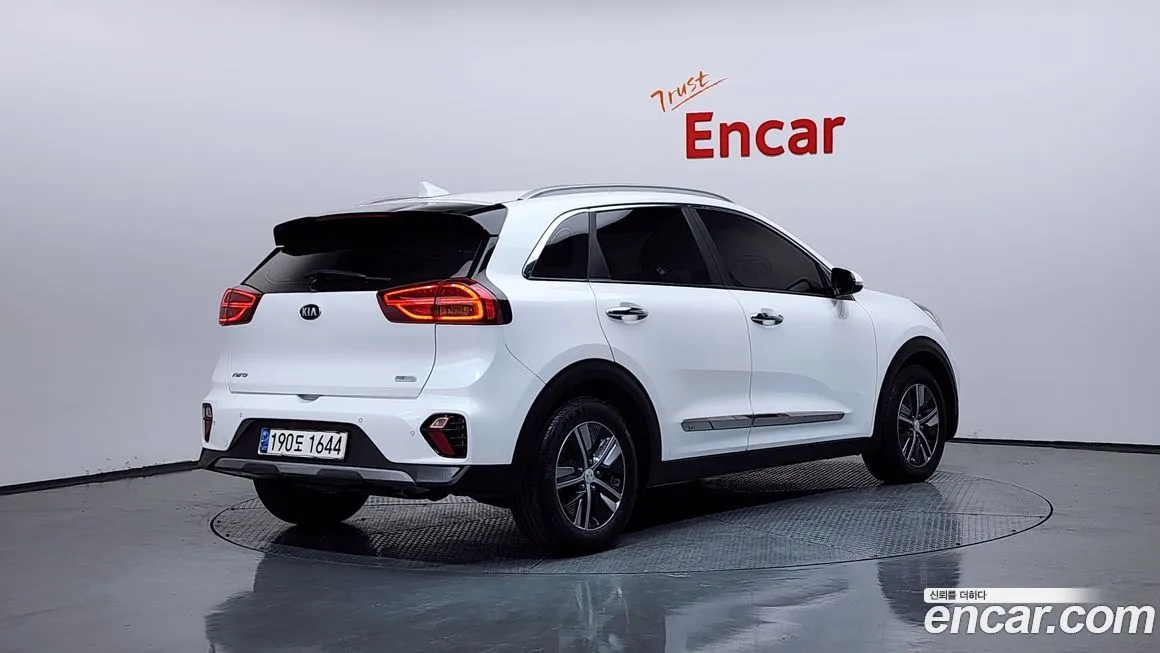 Kia Niro 2021 из KR, фото 3