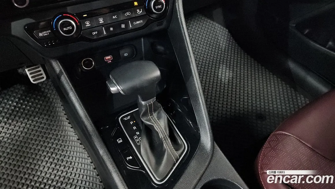 Kia Niro 2021 из KR, фото 10