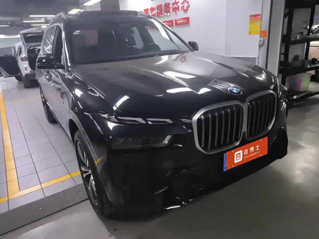 BMW X7 2023 из CN, фото 1
