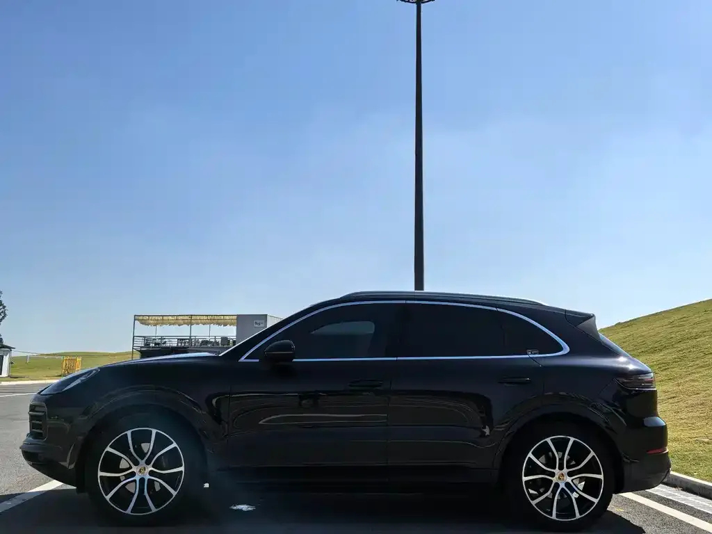 Porsche Cayenne 2022 из CN, фото 2