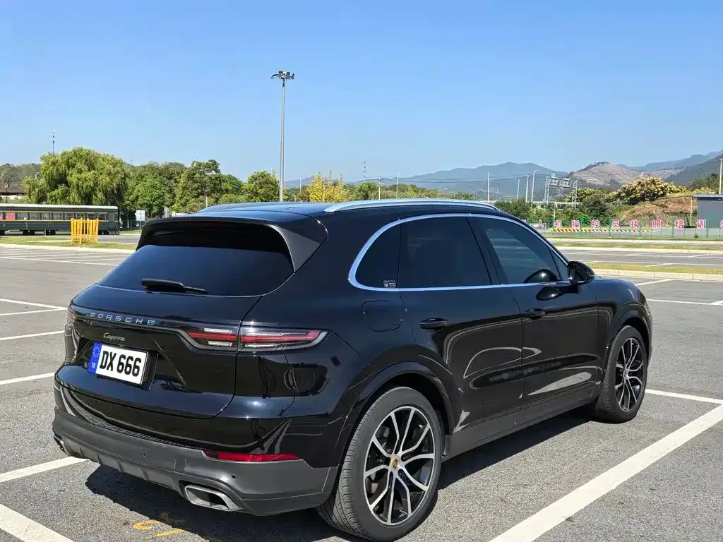 Porsche Cayenne 2022 из CN, фото 9