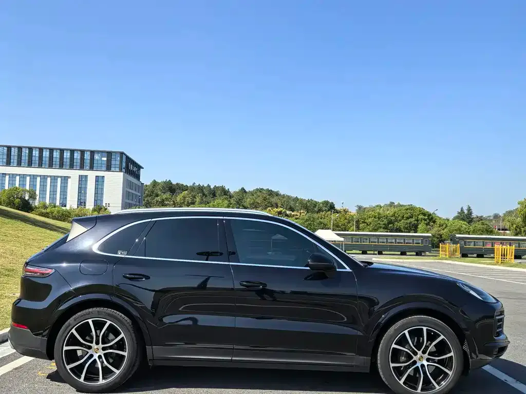 Porsche Cayenne 2022 из CN, фото 10
