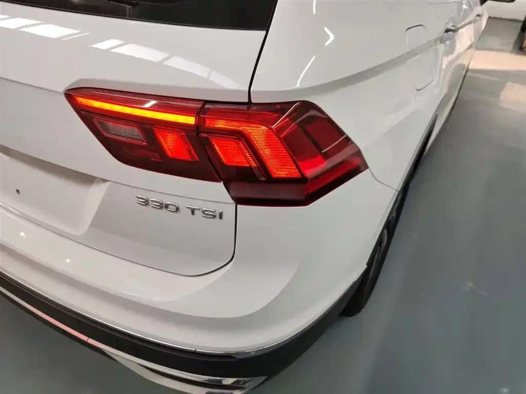 Volkswagen Tiguan L 2024 из CN, фото 2
