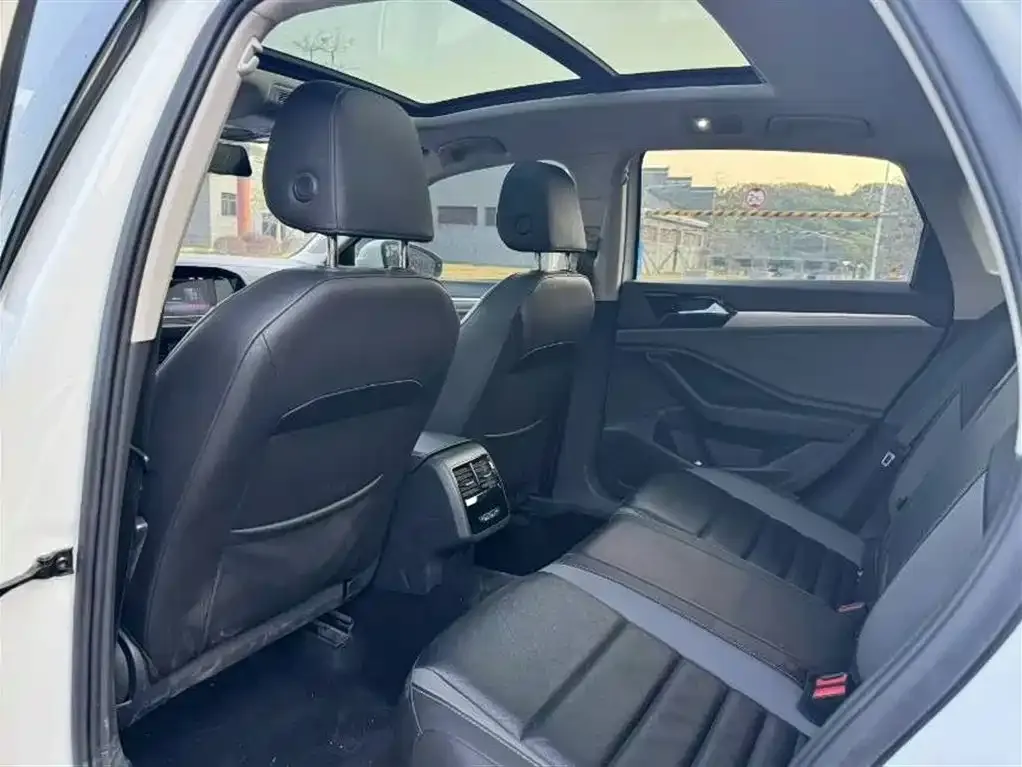 Volkswagen Sagitar 2021 из CN, фото 5