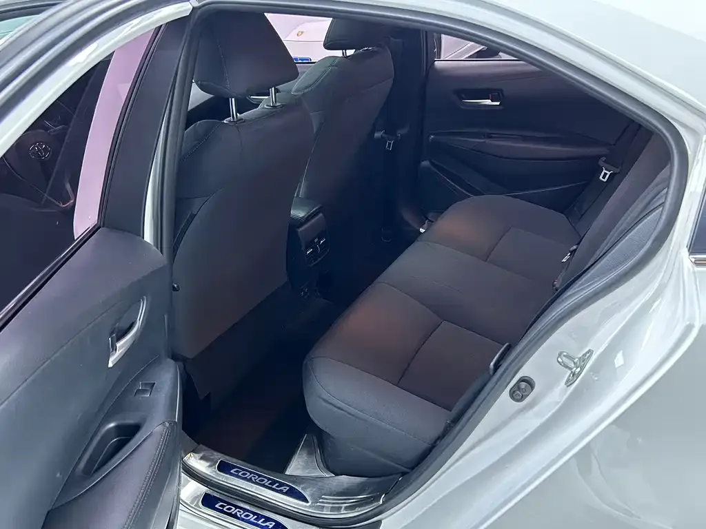 Toyota Corolla 2022 из CN, фото 7