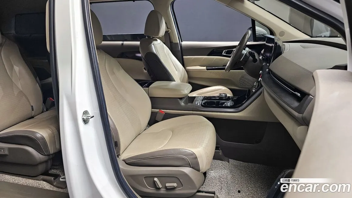 Kia Carnival 2021 из KR, фото 9