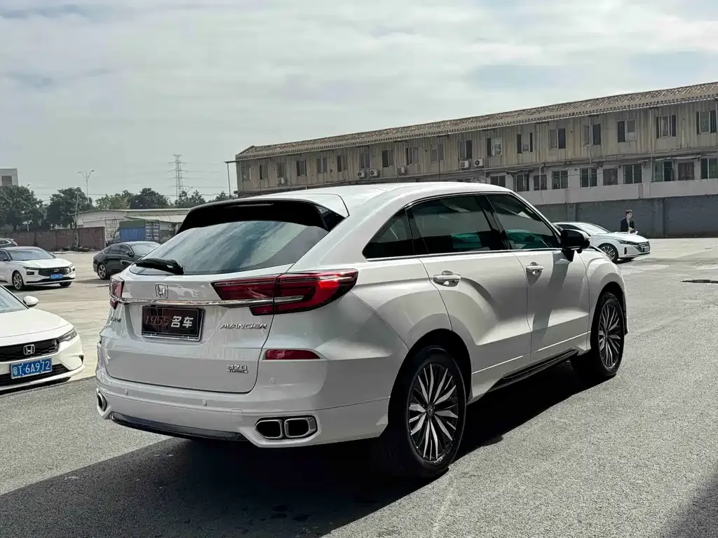 Honda Avancier 2023 из CN, фото 9