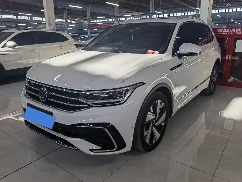 Volkswagen Tiguan L 2023 из CN, фото 1
