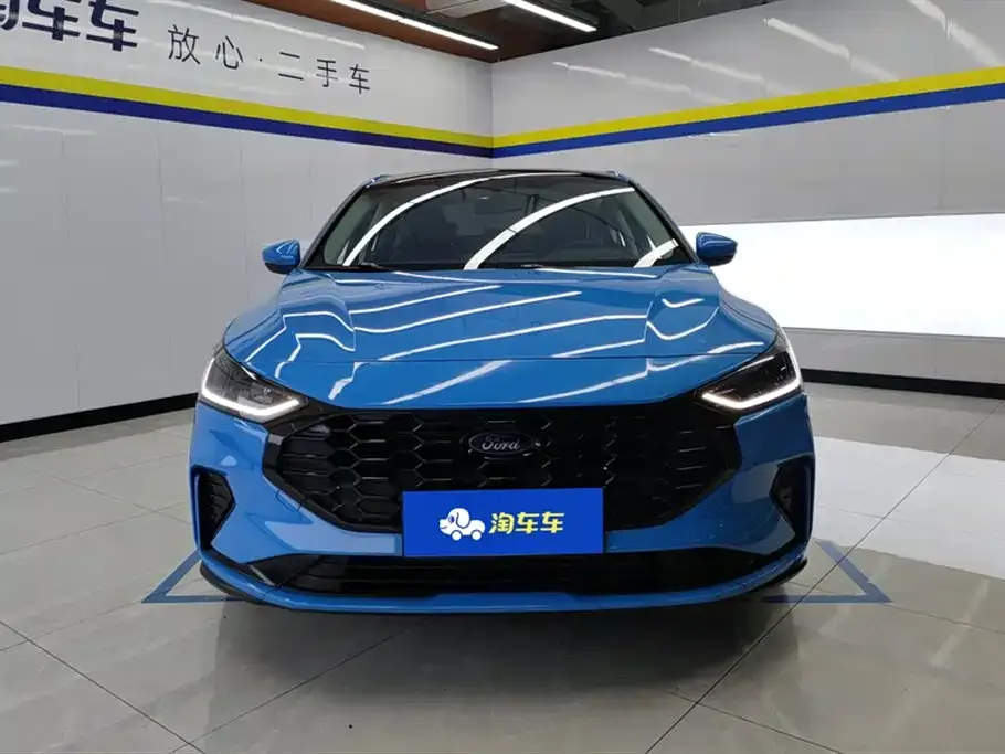 Ford Focus 2023 из CN, фото 3