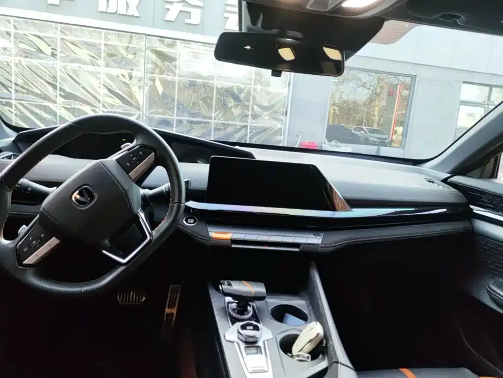 Changan UNI-V 2024 из CN, фото 8