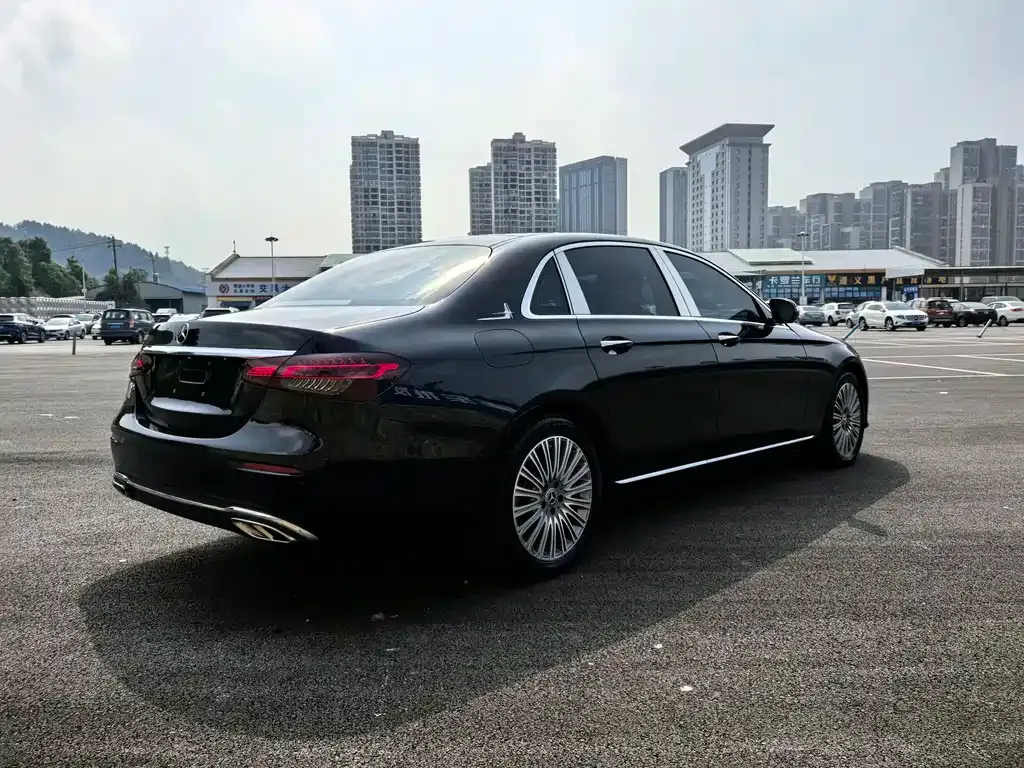 Mercedes-Benz E-Class 2022 из CN, фото 5