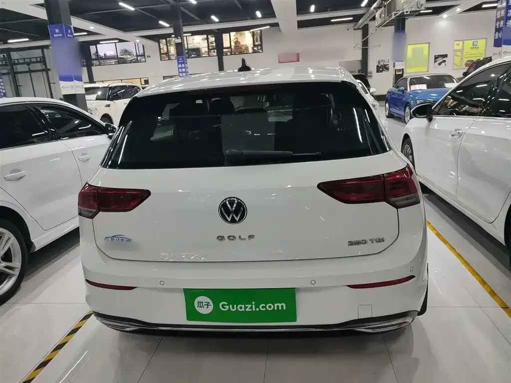 Volkswagen Golf 2022 из CN, фото 6