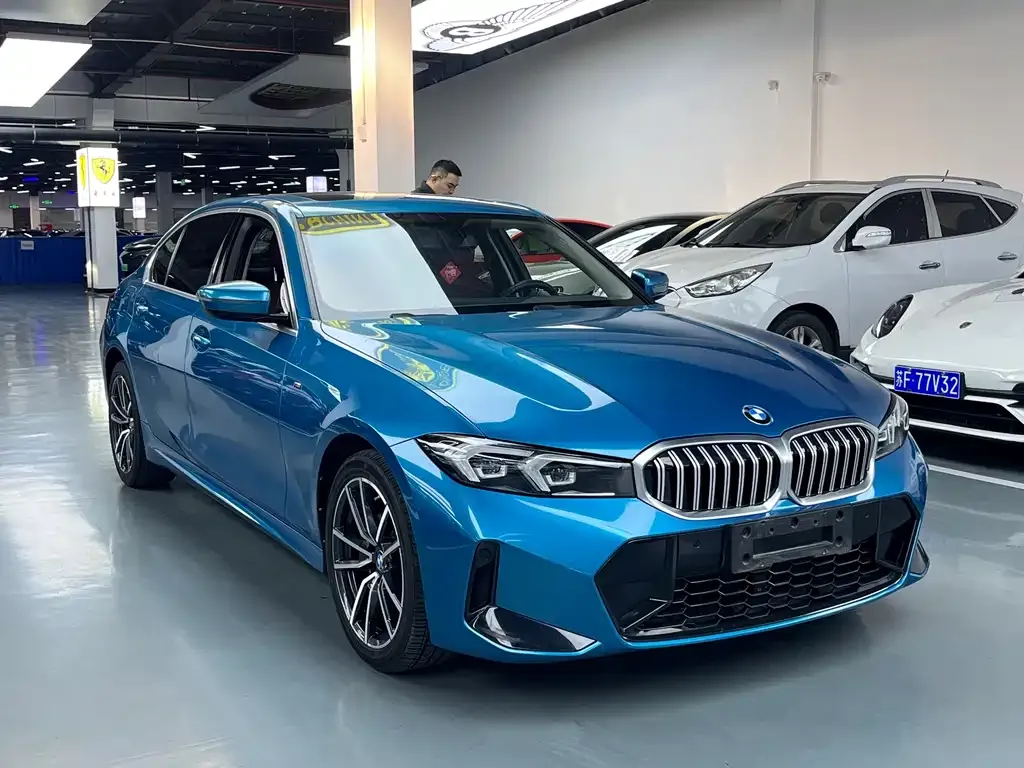 BMW 3 Series 2023 из CN, фото 3