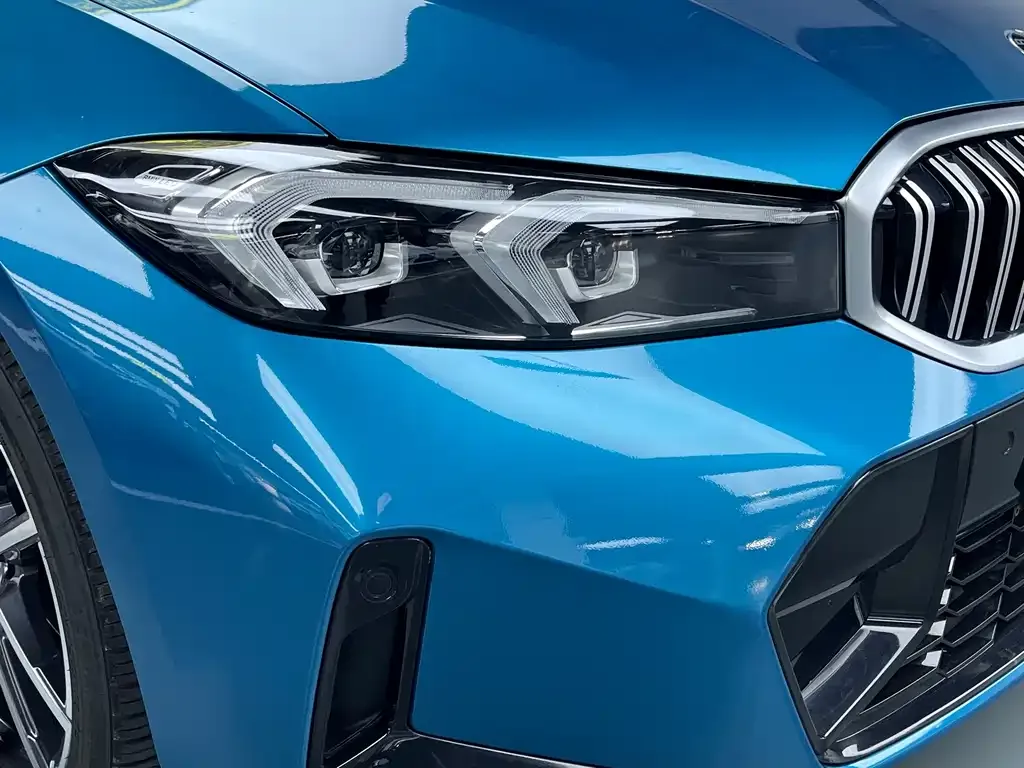 BMW 3 Series 2023 из CN, фото 4