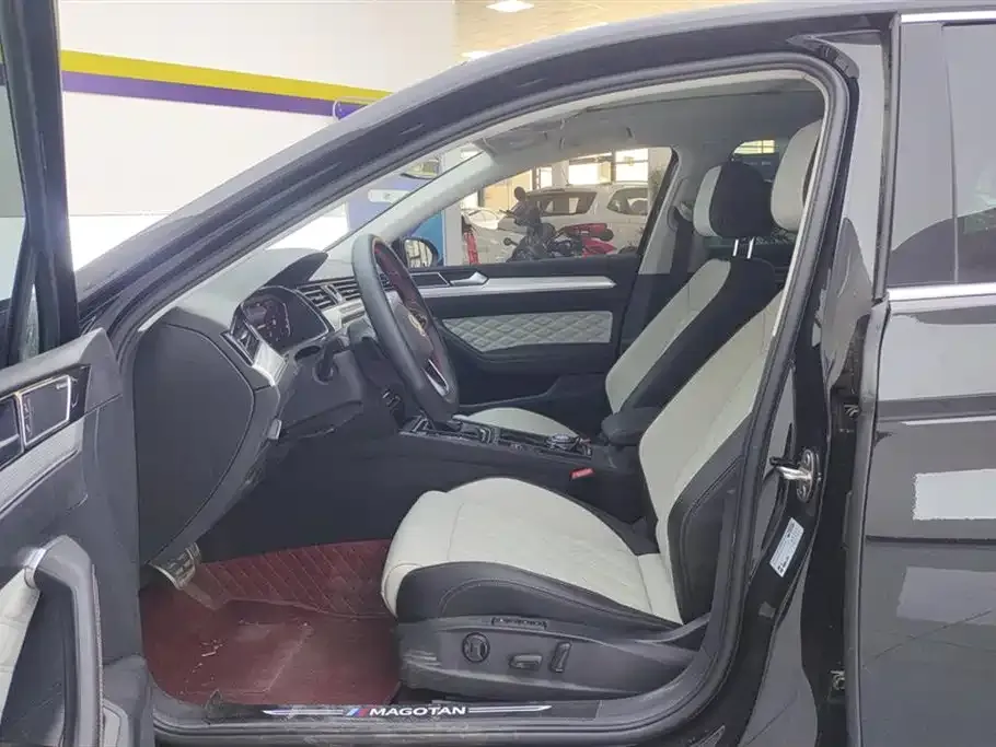 Volkswagen Magotan 2024 из CN, фото 5