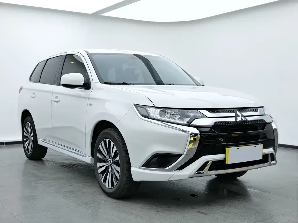 Mitsubishi Outlander 2022 из CN, фото 6