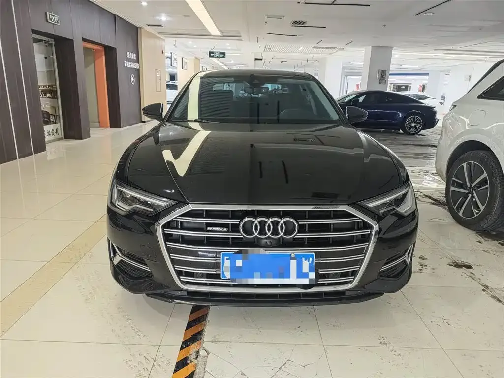Audi A6L 2023 из CN, фото 7