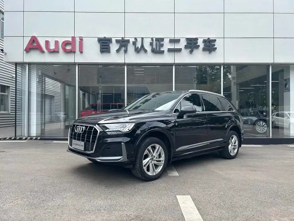 Audi Q7 — фото 6