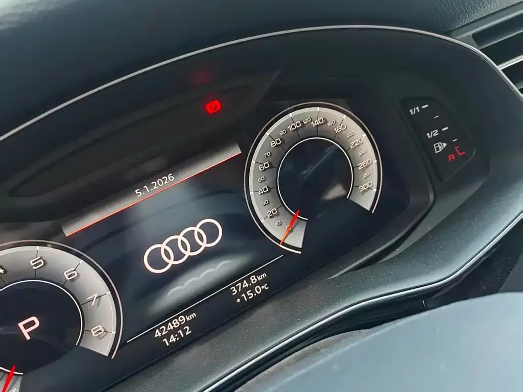 Audi Q7 — фото 2