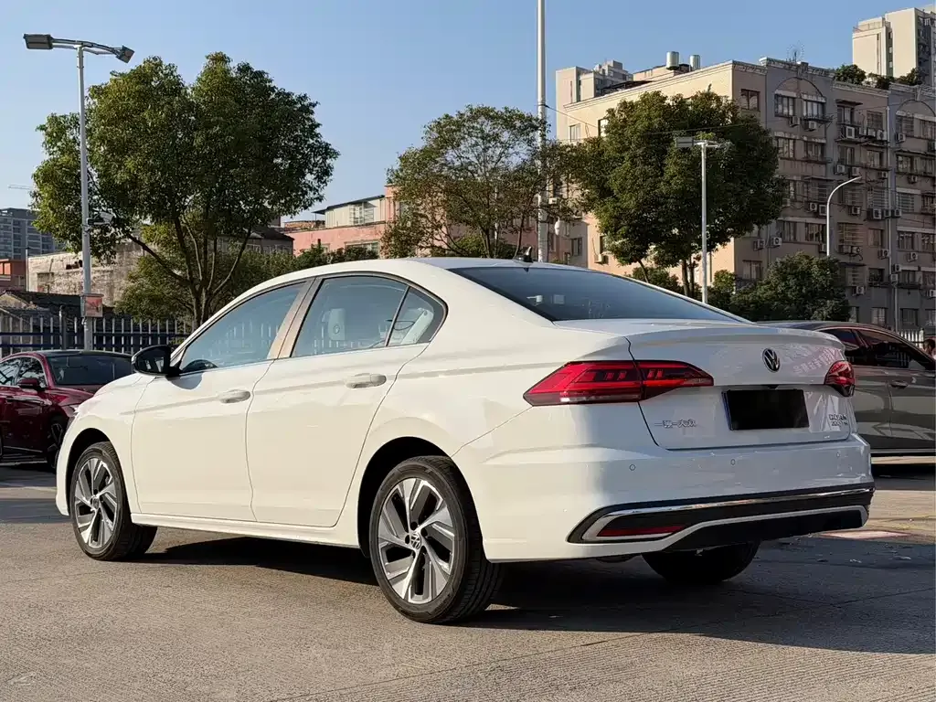 Volkswagen Bora 2025 из CN, фото 7