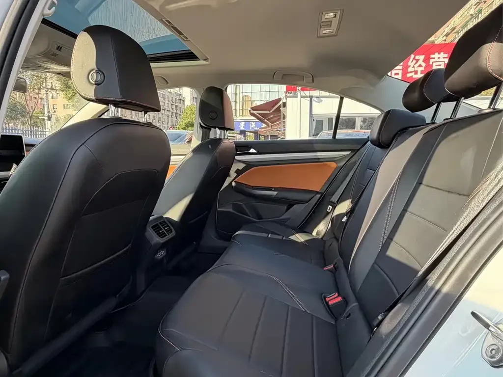 Volkswagen Bora 2025 из CN, фото 10