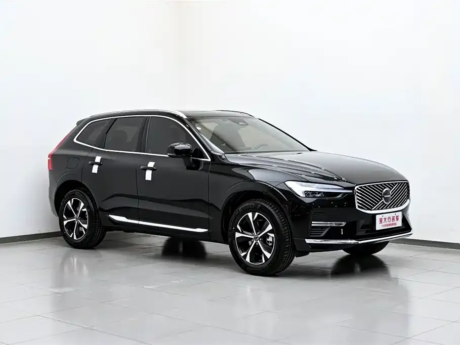 Volvo XC60 2025 из CN, фото 2
