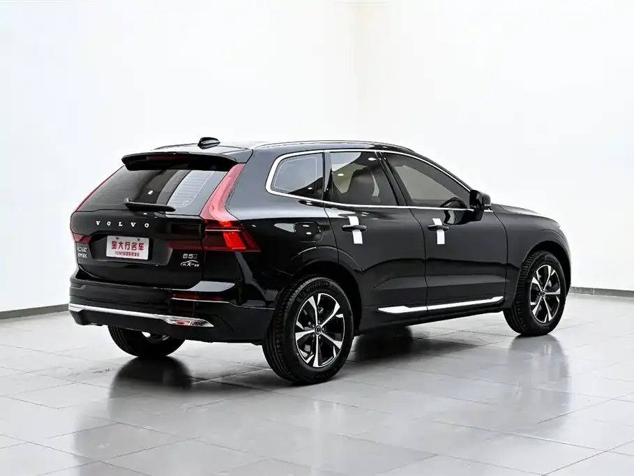 Volvo XC60 2025 из CN, фото 3