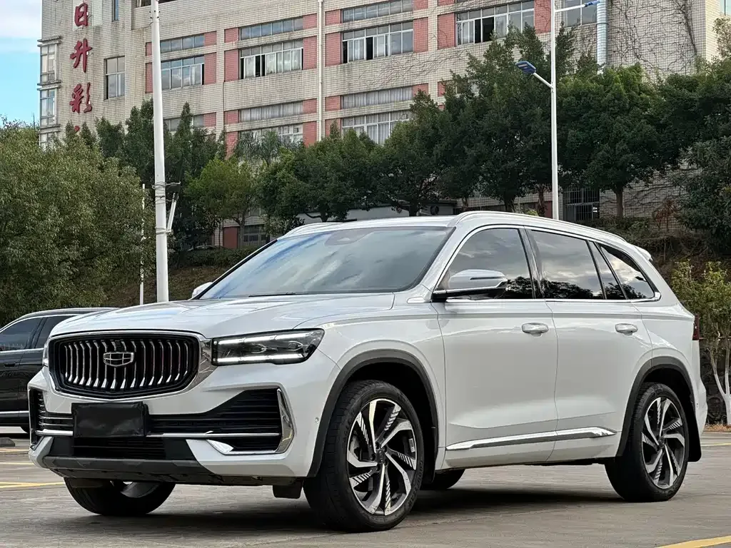 Geely Xingyue L — фото 1