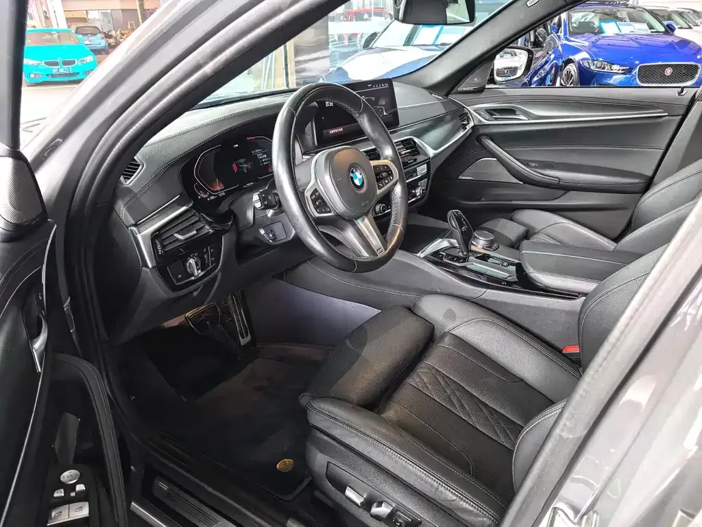 BMW 5 Series (Import) — фото 3