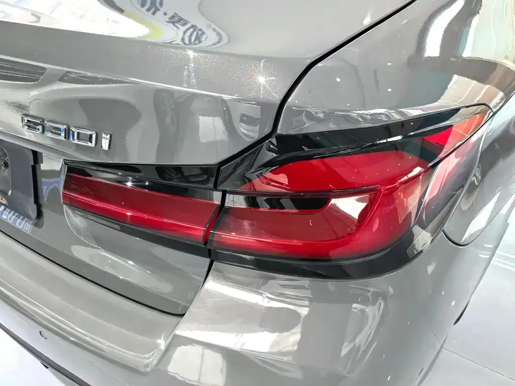 BMW 5 Series (Import) — фото 2