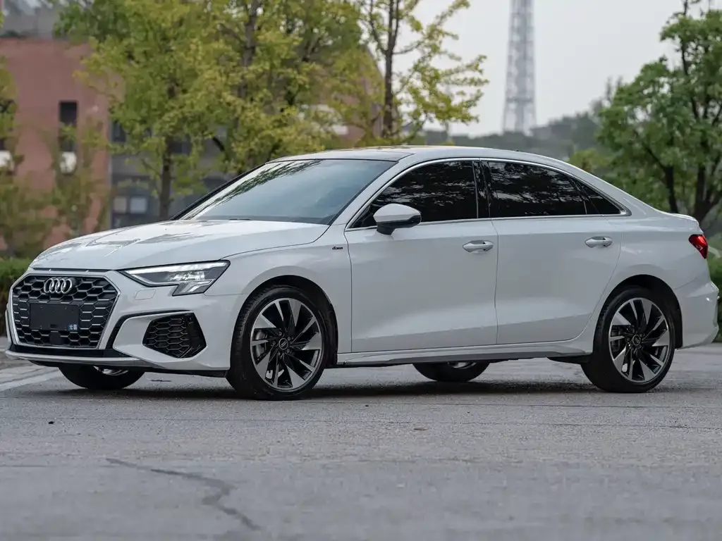 Audi A3 2022 из CN, фото 1