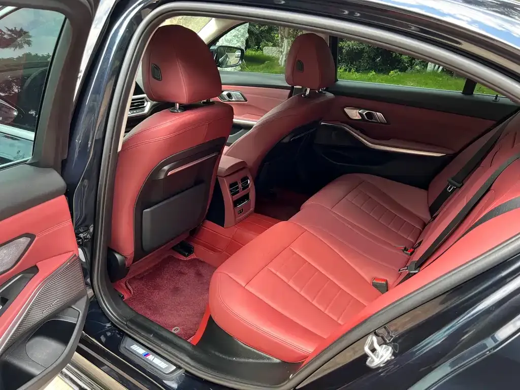 BMW 3 Series 2022 из CN, фото 5