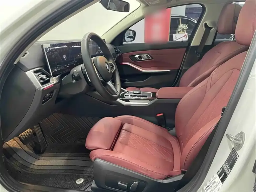 BMW 3 Series 2024 из CN, фото 7