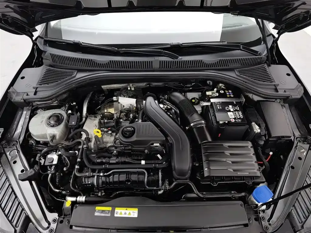 Volkswagen Sagitar 2024 из CN, фото 5