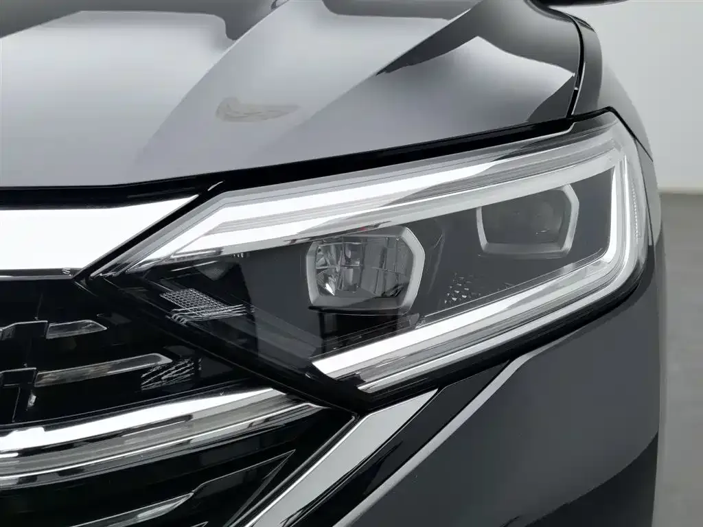 Volkswagen Sagitar 2024 из CN, фото 10