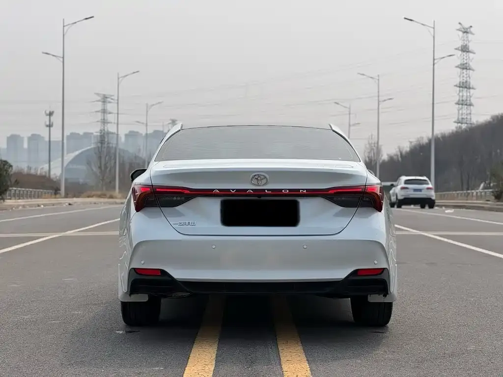 Toyota Avalon 2025 из CN, фото 3
