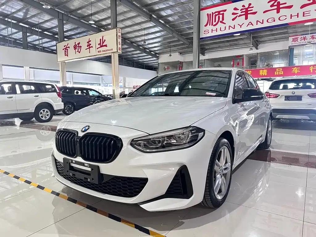 BMW 1 Series 2022 из CN, фото 1